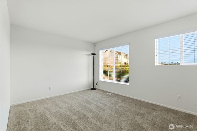 16403 22nd Street E, Lake Tapps, WA 98391