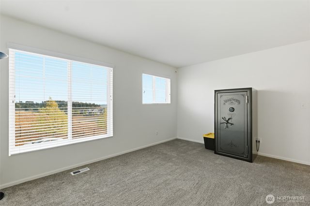 16403 22nd Street E, Lake Tapps, WA 98391