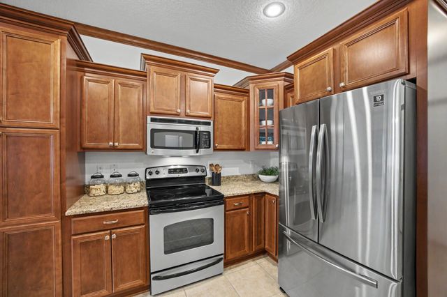 1807 NW Scott Lane, Ankeny, IA 50023