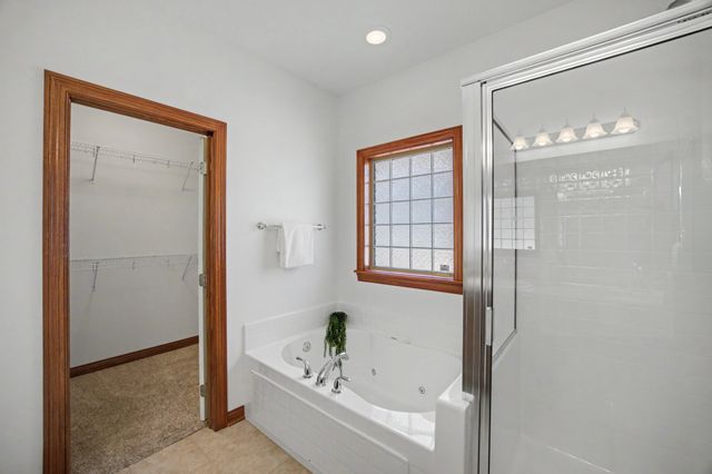 1807 NW Scott Lane, Ankeny, IA 50023