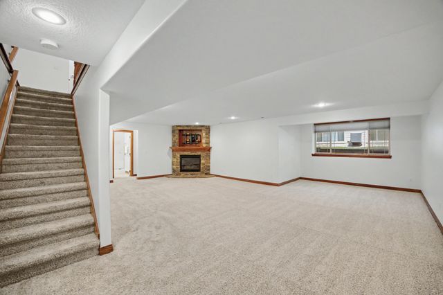 1807 NW Scott Lane, Ankeny, IA 50023