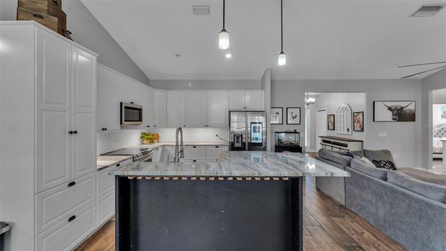 12459 FORT KING ROAD, Dade City, FL 33525