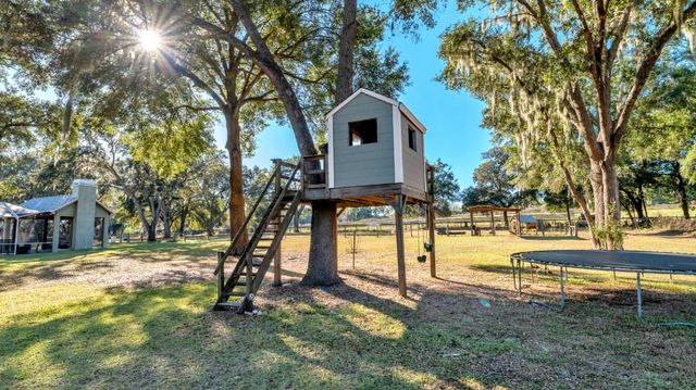 12459 FORT KING ROAD, Dade City, FL 33525