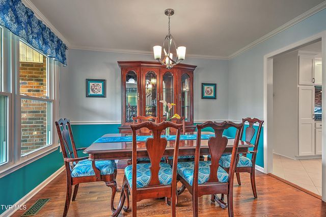 308 Appleberry Circle, Kingsport, TN 37663