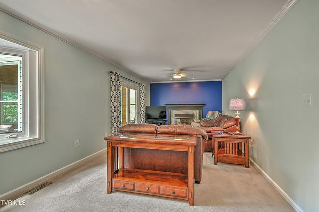 308 Appleberry Circle, Kingsport, TN 37663