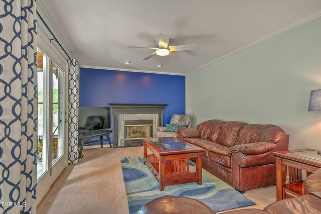 308 Appleberry Circle, Kingsport, TN 37663