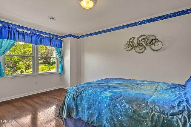 308 Appleberry Circle, Kingsport, TN 37663