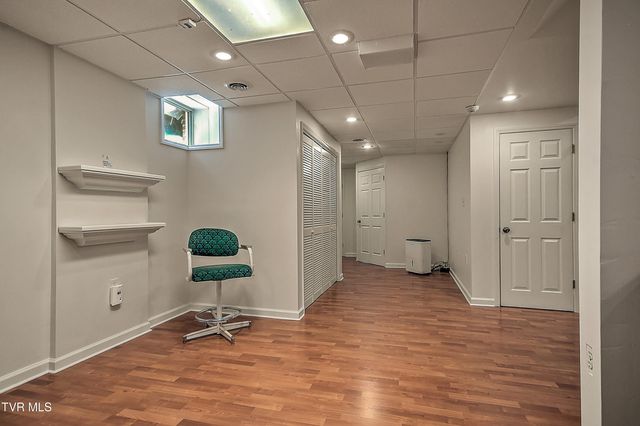 308 Appleberry Circle, Kingsport, TN 37663