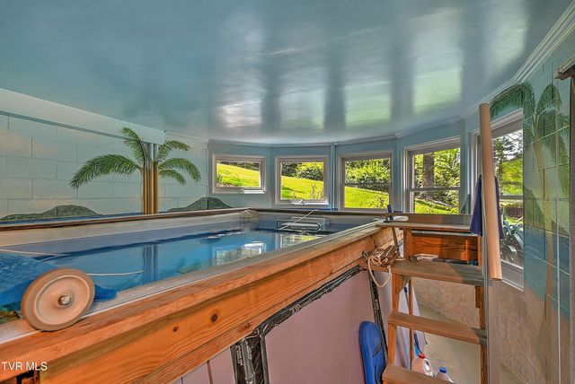 308 Appleberry Circle, Kingsport, TN 37663