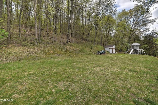 308 Appleberry Circle, Kingsport, TN 37663