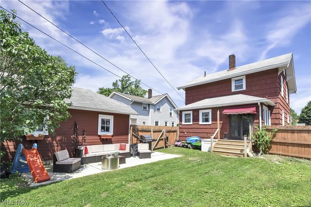 1944 E 45th Street, Ashtabula, OH 44004