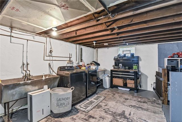 1944 E 45th Street, Ashtabula, OH 44004