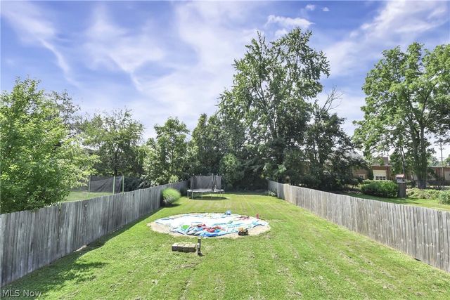 1944 E 45th Street, Ashtabula, OH 44004