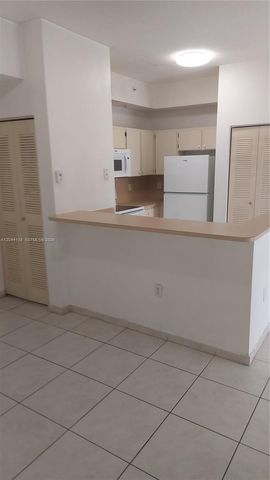 7290 NW 114th Ave 206-7, Doral, FL 33178