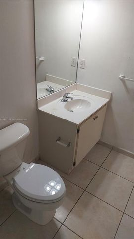 7290 NW 114th Ave 206-7, Doral, FL 33178