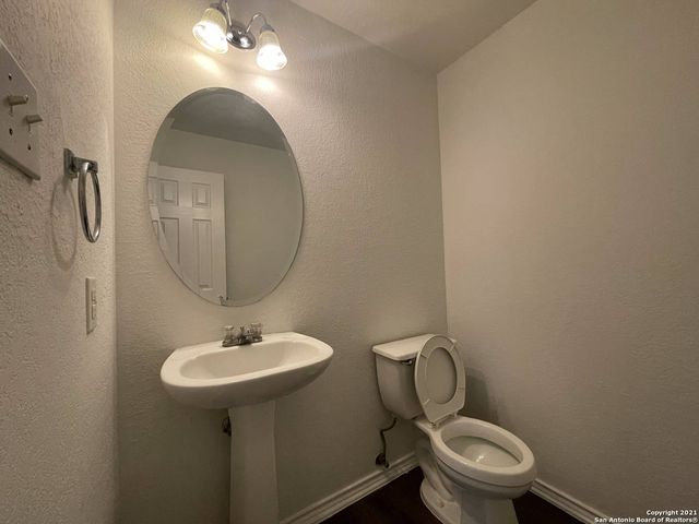 8819 Canvas Back, San Antonio, TX 78245