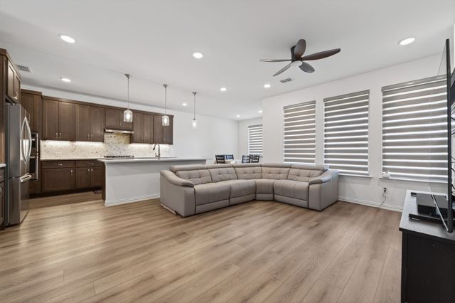 2409 Lost Creek Drive, Melissa, TX 75454