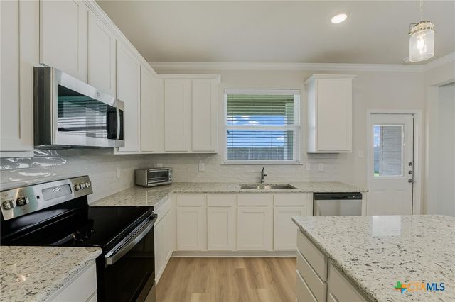 8818 Happy Valley Drive, Temple, TX 76502