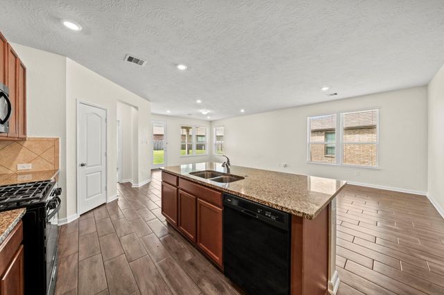 8908 Bear Mountain Court, Magnolia, TX 77354