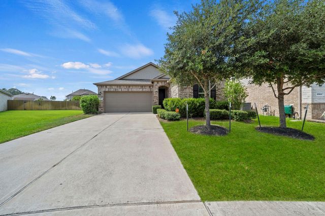8908 Bear Mountain Court, Magnolia, TX 77354