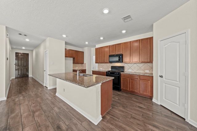 8908 Bear Mountain Court, Magnolia, TX 77354