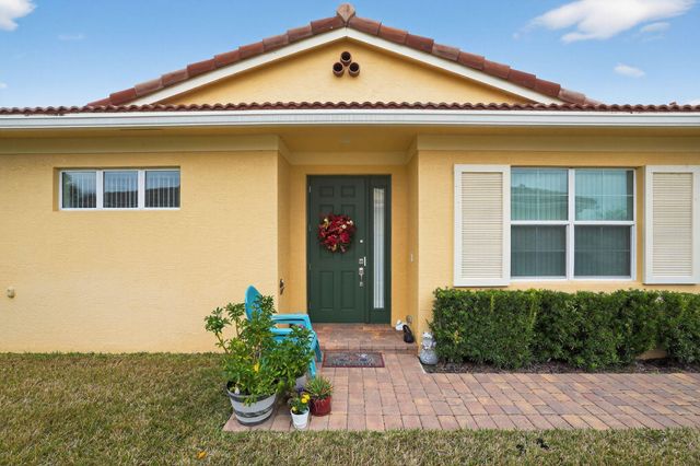 21044 SW Modena Way, Port St Lucie, FL 34986