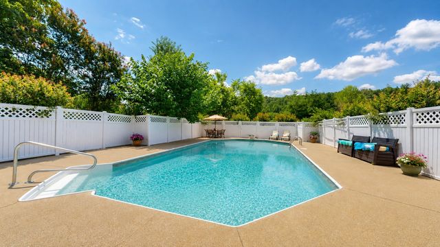4046 New Highway 96, W, Franklin, TN 37064
