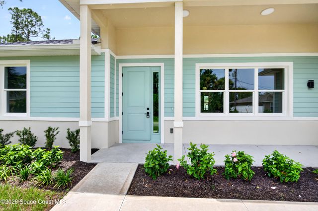 356 Friendly Street SW, Palm Bay, FL 32908