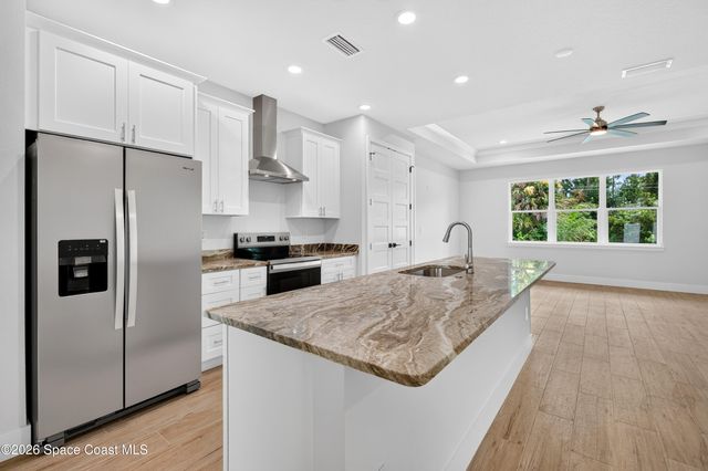 356 Friendly Street SW, Palm Bay, FL 32908