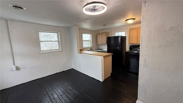 244-246 Brown St, Everson, PA 15631