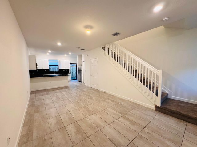 1606 SW 28th Court, Fort Lauderdale, FL 33315