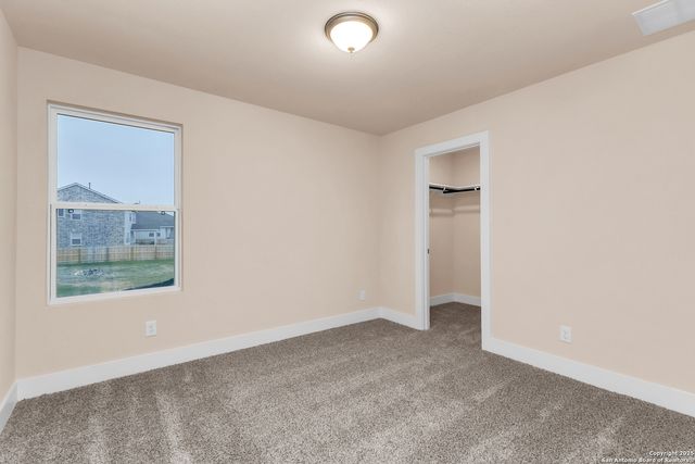 7230 walker loop, San Antonio, TX 78233