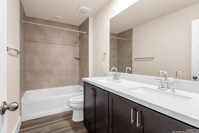 7230 walker loop, San Antonio, TX 78233