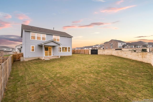 7230 walker loop, San Antonio, TX 78233