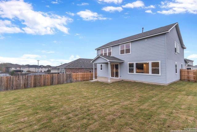 7230 walker loop, San Antonio, TX 78233