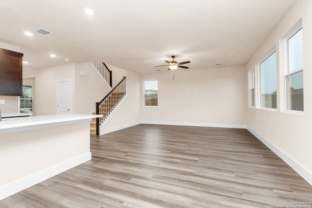 7230 walker loop, San Antonio, TX 78233