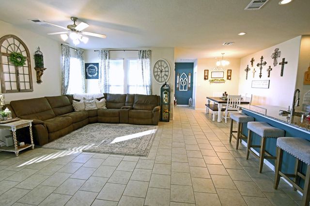 13346 Pecan Trails Drive, Santa Fe, TX 77510