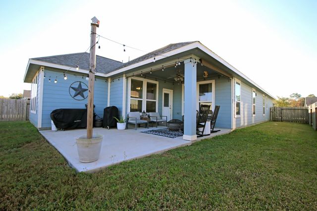 13346 Pecan Trails Drive, Santa Fe, TX 77510