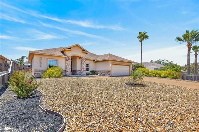 13857 Laffite Dr, Corpus Christi, TX 78418