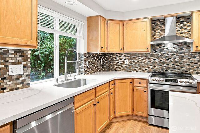 14733 SE 187th Circle, Renton, WA 98058