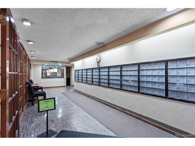 8060 E Girard Ave 208, Denver, CO 80231