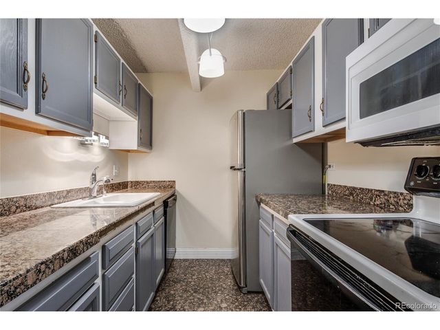 8060 E Girard Ave 208, Denver, CO 80231
