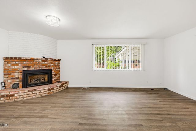 732 Sandra Lane, Central Point, OR 97502