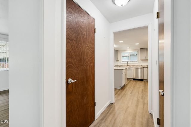 732 Sandra Lane, Central Point, OR 97502
