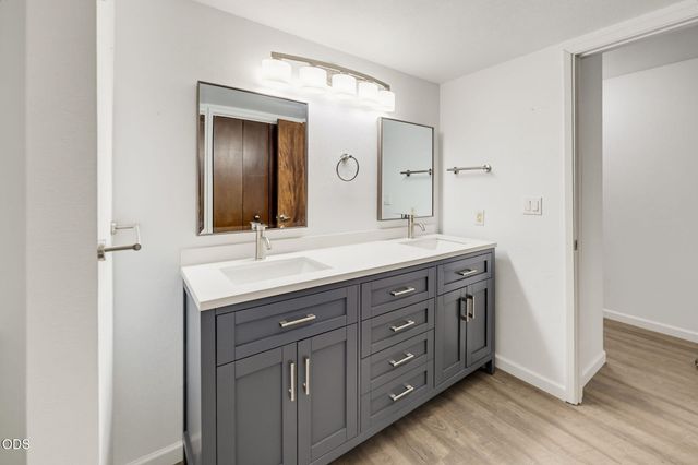 732 Sandra Lane, Central Point, OR 97502