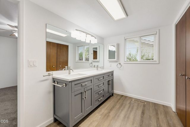 732 Sandra Lane, Central Point, OR 97502