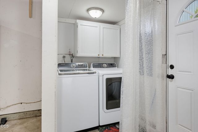 732 Sandra Lane, Central Point, OR 97502