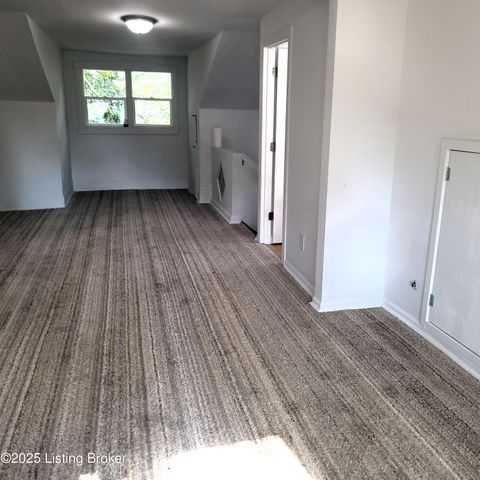 1121 Larchmont Ave, Louisville, KY 40215