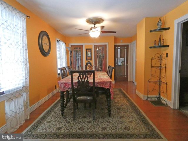 25 ELVIN AVE, Penns Grove, NJ 08069