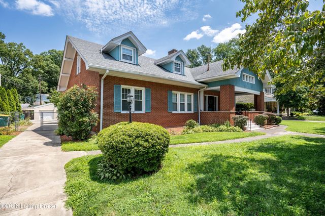 3227 Robin Rd, Louisville, KY 40213